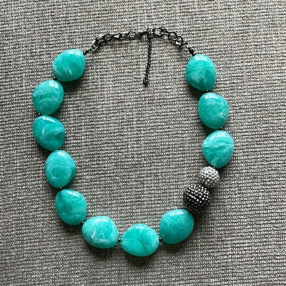 Banana Republic Jewelry - Statement necklace